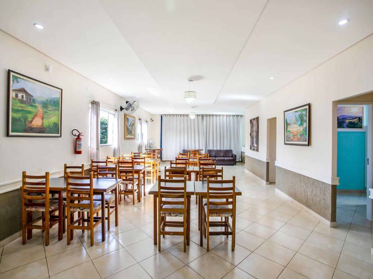 Oyo Hotel Dayse Santana de Parnaíba 外观 照片