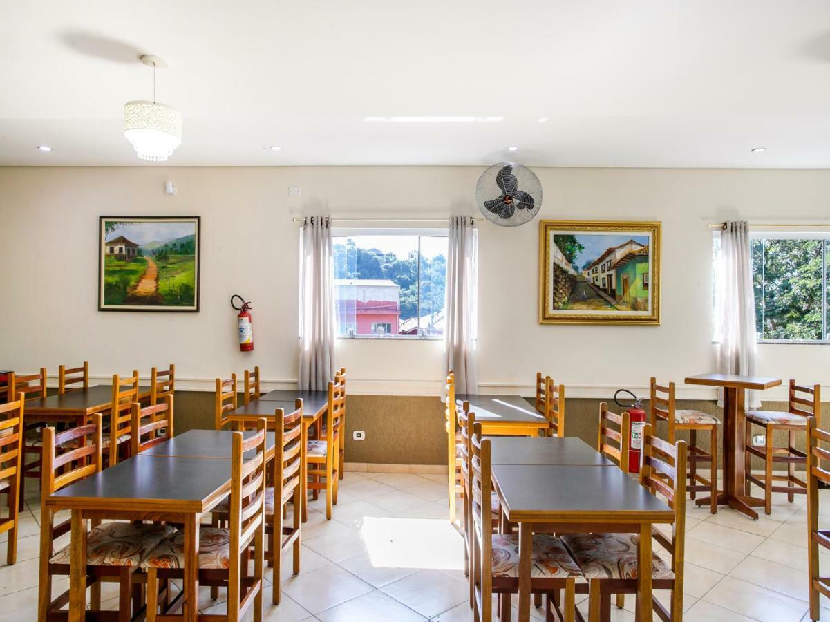 Oyo Hotel Dayse Santana de Parnaíba 外观 照片